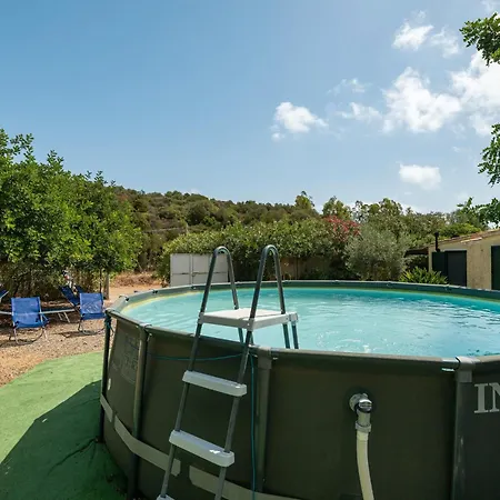 Chia Pool, 5 Per 12 People 多穆斯-德玛丽亚